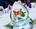This butterfly-themed mini centerpiece ice sculpture is small but huge in detail. 